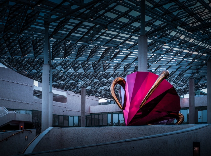 Diamond (Red) by Jeff Koons (Riyadh Art).