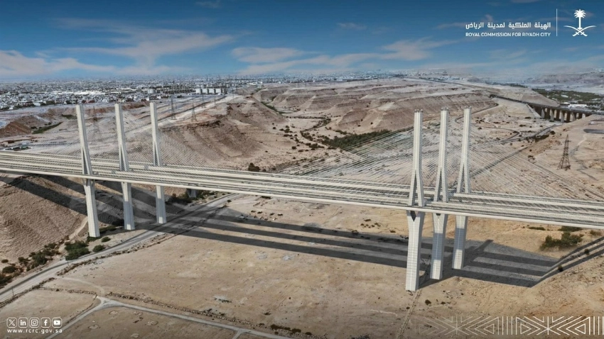 جسور وادي لبن الموازية بالرياض تخدم 400 ألف مركبة يومياً