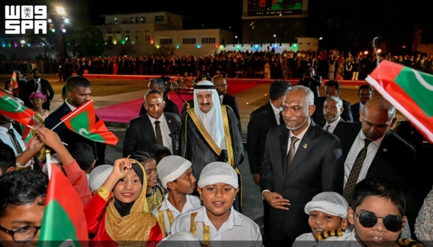 الأمير منصور يمثل ولي العهد السعودي في احتفالات عيد استقلال جزر المالديف