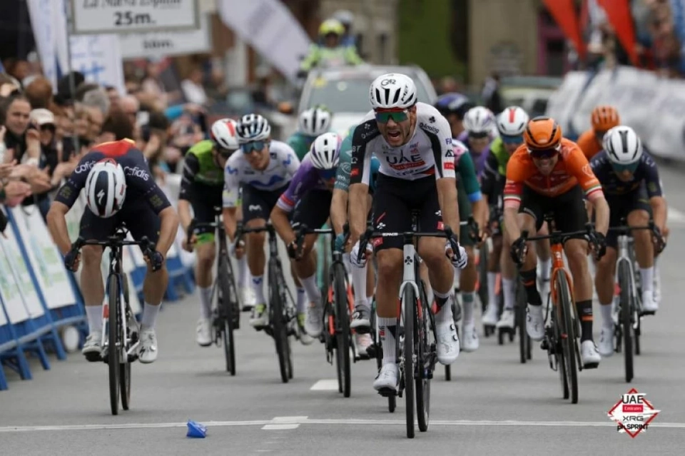 جانب من المنافسات