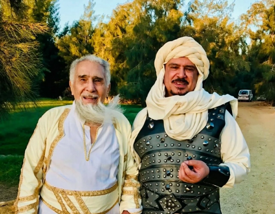 كاظم القريشي وعبد الرحمن أبو زهرة (الخليج)
