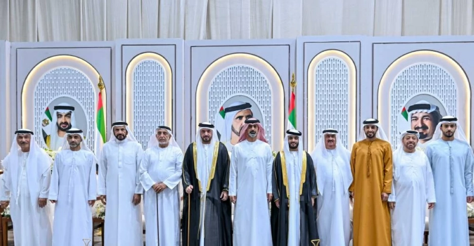 عمار بن حميد وأحمد بن حميد وراشد بن حميد وجانب من الحضور والعريس سلطان العسم
