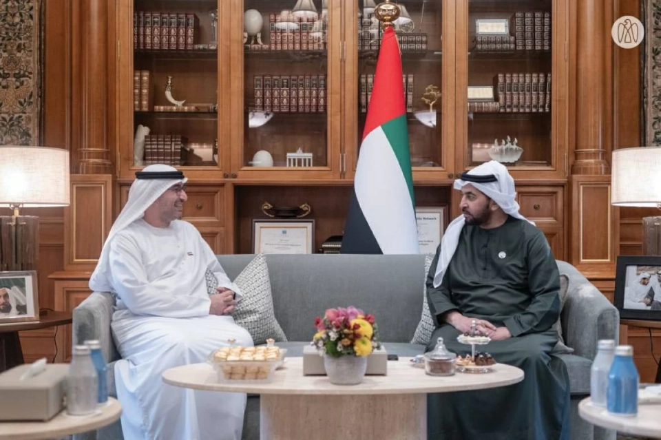 حمدان بن زايد يستقبل وفداً من «طارات الاتحاد» ويوجه بتقديم إطلاق محطتي مدينة زايد وليوا