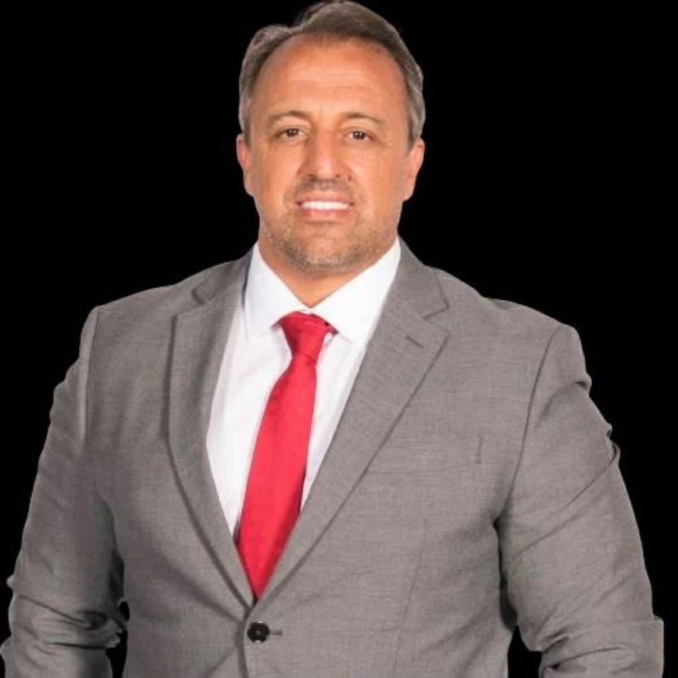 د. ألكسندر ماشادو