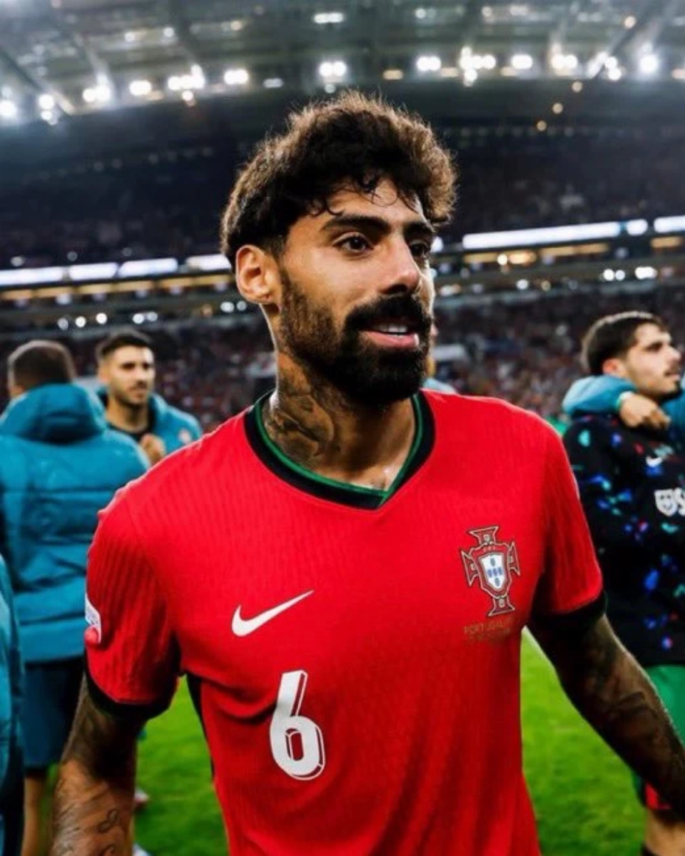 البرتغالي سامو كوستا