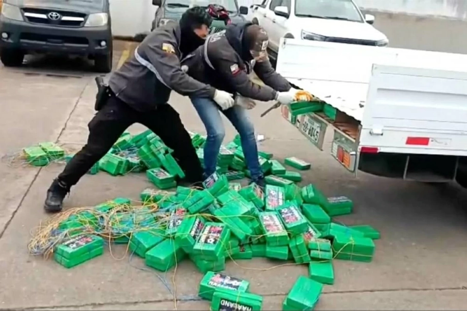صورة هالاند على شحنات كوكايين بـ15 مليون جنيه استرليني في الإكوادور..ما القصة؟