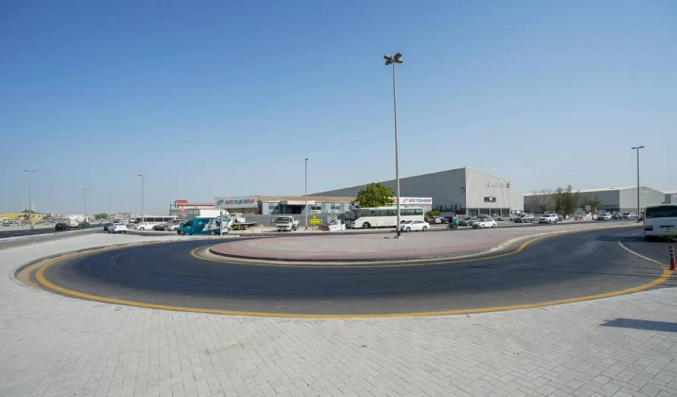 «طرق دبي» تُنفذ تحسينات مرورية على شارع المرابع