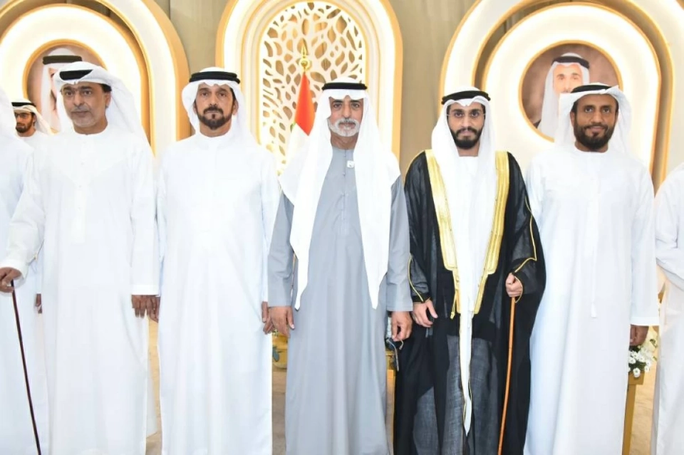 نهيان بن مبارك خلال حضوره أفراح القمزي