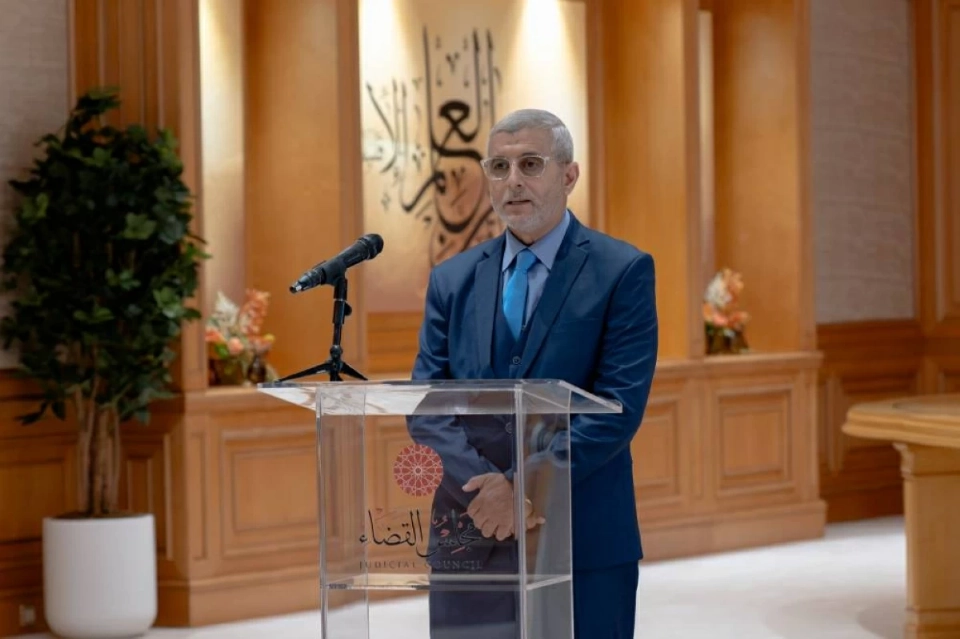 سلطان بن أحمد يشهد أداء اليمين القانونية لـ 31 من أعضاء السلطة القضائية