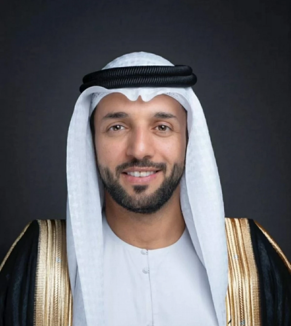 سلطان النيادي