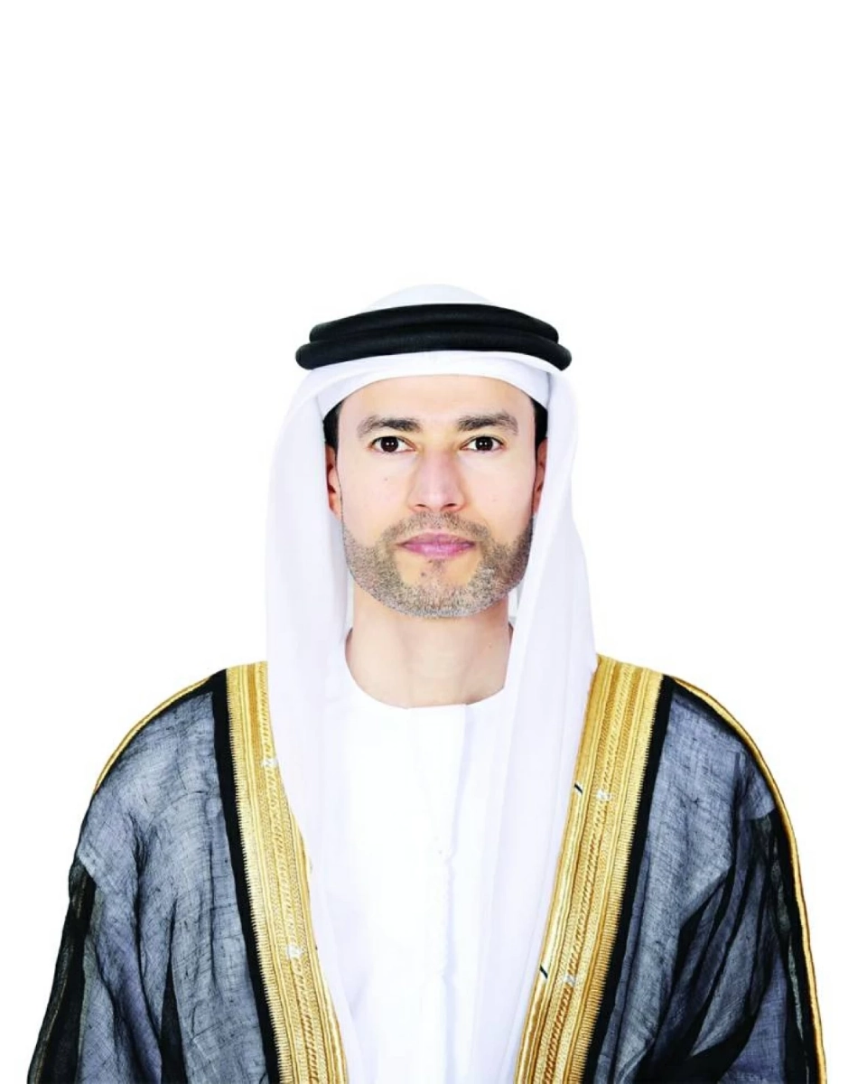 رئيس الدولة ونائباه: نفخر بالعطاء المتواصل لابنة الإمارات
