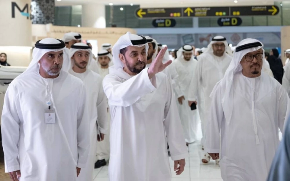 حمدان بن زايد يحي حضور المعرض