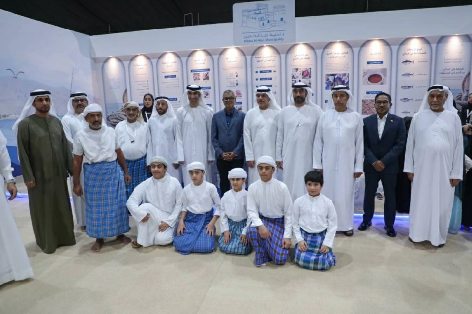 الزيودي يتفقد أجنحة مهرجان «المالح والصيد البحري»