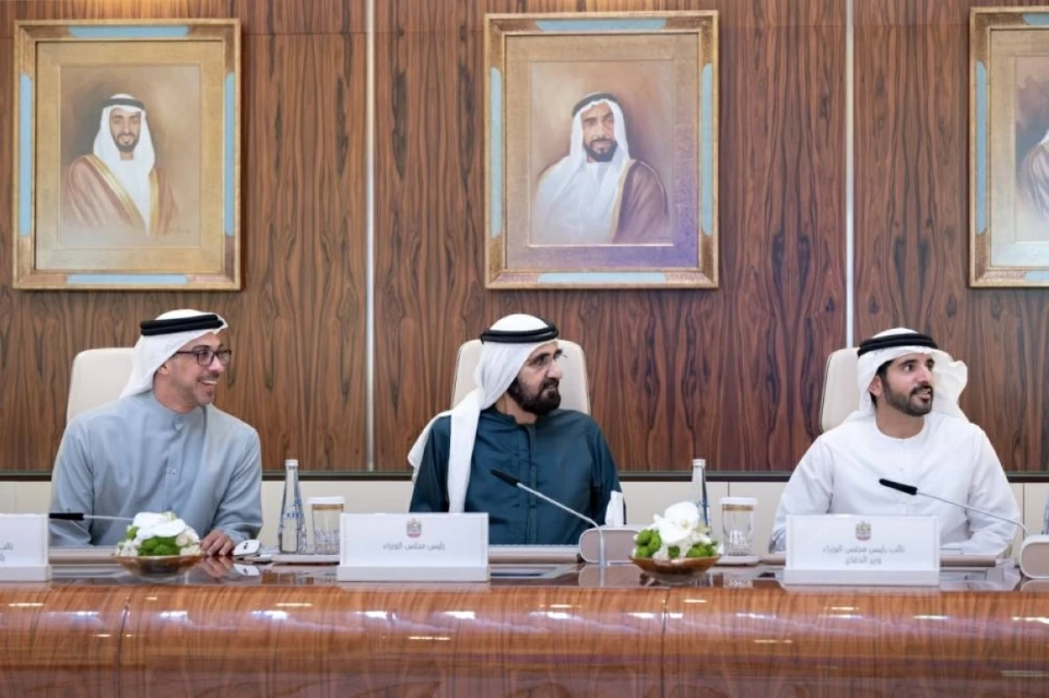 محمد بن راشد: إطلاق وبدء استخدام «نظام مستشار الذكاء الاصطناعي لمجلس الوزراء»