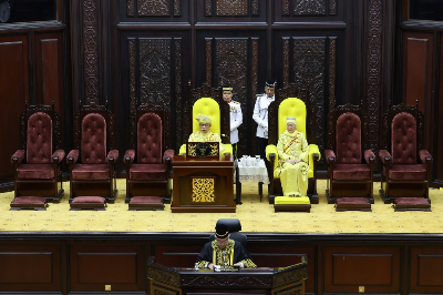 四酋长缺席开幕仪式 森最高统治者:无损州议会合法性