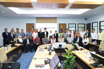 杨巧双:直辖区政府土地禁增建非伊斯兰宗教场所