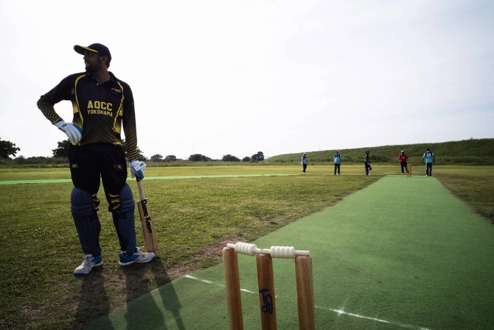The batsman’s place can be a lonely one — in the center of the field, surrounded by the opposition — but you can always look back to your pavilion for support. The batsman’s place can be a lonely one — in the center of the field, surrounded by the opposition — but you can always look back to your pavilion for support.