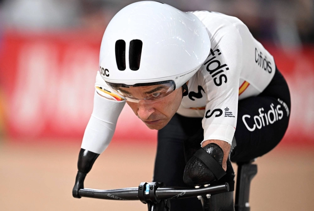 Spain's Ricardo Ten Argiles takes part in the men's C1 individual pursuit final during the UCI Cycling World Championships at Sir Chris Hoy Velodrome in Glasgow, Scotland, on Thursday. Spain's Ricardo Ten Argiles takes part in the men's C1 individual pursuit final during the UCI Cycling World Championships at Sir Chris Hoy Velodrome in Glasgow, Scotland, on Thursday.