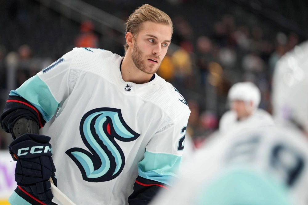 Seattle Kraken center Alex Wennberg recently spoke out about "vile comments" he and his wife were receiving from fans on social media. Seattle Kraken center Alex Wennberg recently spoke out about "vile comments" he and his wife were receiving from fans on social media.