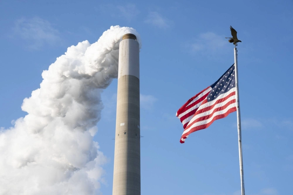 As long as coal plants are still operating, it is a good idea to make them capture their carbon dioxide emissions. But the sooner that coal is replaced by renewables, the better it will be for the planet. As long as coal plants are still operating, it is a good idea to make them capture their carbon dioxide emissions. But the sooner that coal is replaced by renewables, the better it will be for the planet.