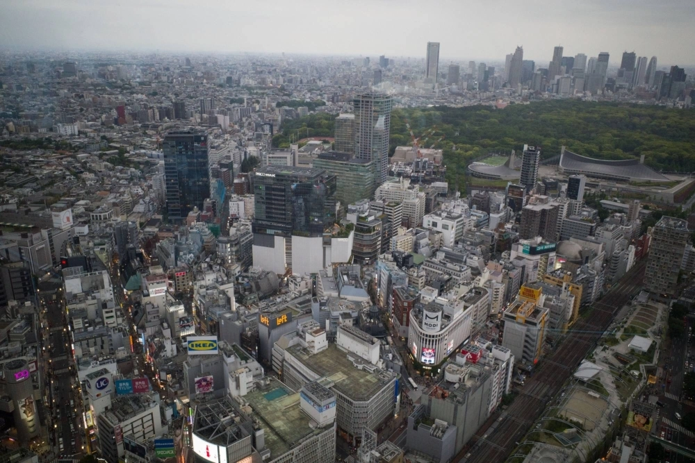 Japanese companies are increasingly introducing performance-linked stock compensation for their CEOs, boosting what’s been the lowest level of top executive pay among major advanced economies. Japanese companies are increasingly introducing performance-linked stock compensation for their CEOs, boosting what’s been the lowest level of top executive pay among major advanced economies.