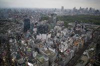 Japanese companies are increasingly introducing performance-linked stock compensation for their CEOs, boosting what’s been the lowest level of top executive pay among major advanced economies. | Bloomberg