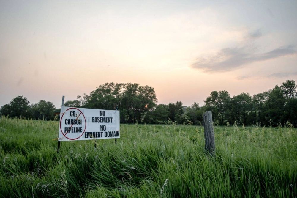 The U.S. has 8,000 km of carbon dioxide pipelines, but will need at least 50,000 to hit climate goals, according to a carbon transport engineer at the U.S. Department of Energy. The U.S. has 8,000 km of carbon dioxide pipelines, but will need at least 50,000 to hit climate goals, according to a carbon transport engineer at the U.S. Department of Energy.