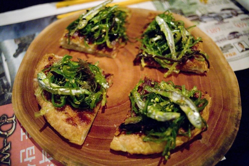 Seaweed pizza served in New York. Interest in seaweed production comes as efforts ramp up around the world to figure out how to balance nature protection and farming, and introduce climate-smart changes in diets. Seaweed pizza served in New York. Interest in seaweed production comes as efforts ramp up around the world to figure out how to balance nature protection and farming, and introduce climate-smart changes in diets.