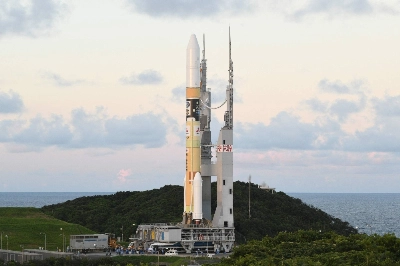 Japan's HII-A rocket carrying a lunar lander is prepared for launch at Tanegashima Space Centre on Tanegashima Island in Kagoshima Prefecture on Aug. 27. Japan's HII-A rocket carrying a lunar lander is prepared for launch at Tanegashima Space Centre on Tanegashima Island in Kagoshima Prefecture on Aug. 27.