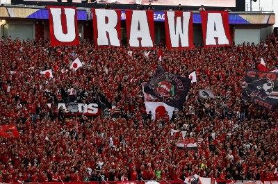 Urawa's notoriously fervent supporters are known for packing stands, as well as for repeated off-the-pitch incidents that have impacted the club's reputation. Urawa's notoriously fervent supporters are known for packing stands, as well as for repeated off-the-pitch incidents that have impacted the club's reputation.