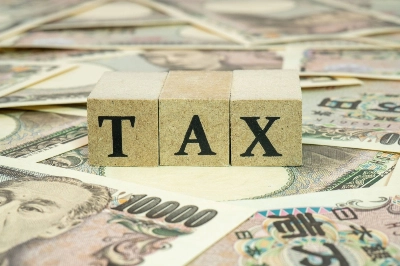 The new invoice system, which goes into effect Oct. 1, is forcing many freelancers in Japan to choose between raising their prices or suffer a 10% loss in revenue. The new invoice system, which goes into effect Oct. 1, is forcing many freelancers in Japan to choose between raising their prices or suffer a 10% loss in revenue.