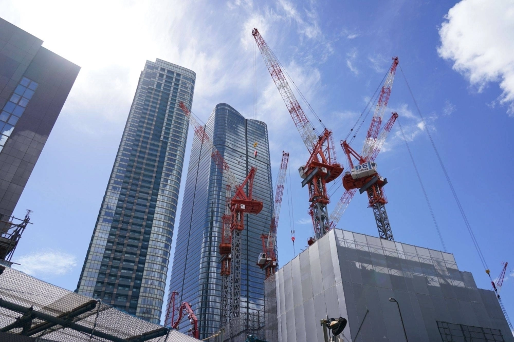 Mori Building's Azabudai Hills complex in Tokyo's Minato Ward, which will house offices, shops, apartments, hotels and a school, is set to open in November Mori Building's Azabudai Hills complex in Tokyo's Minato Ward, which will house offices, shops, apartments, hotels and a school, is set to open in November