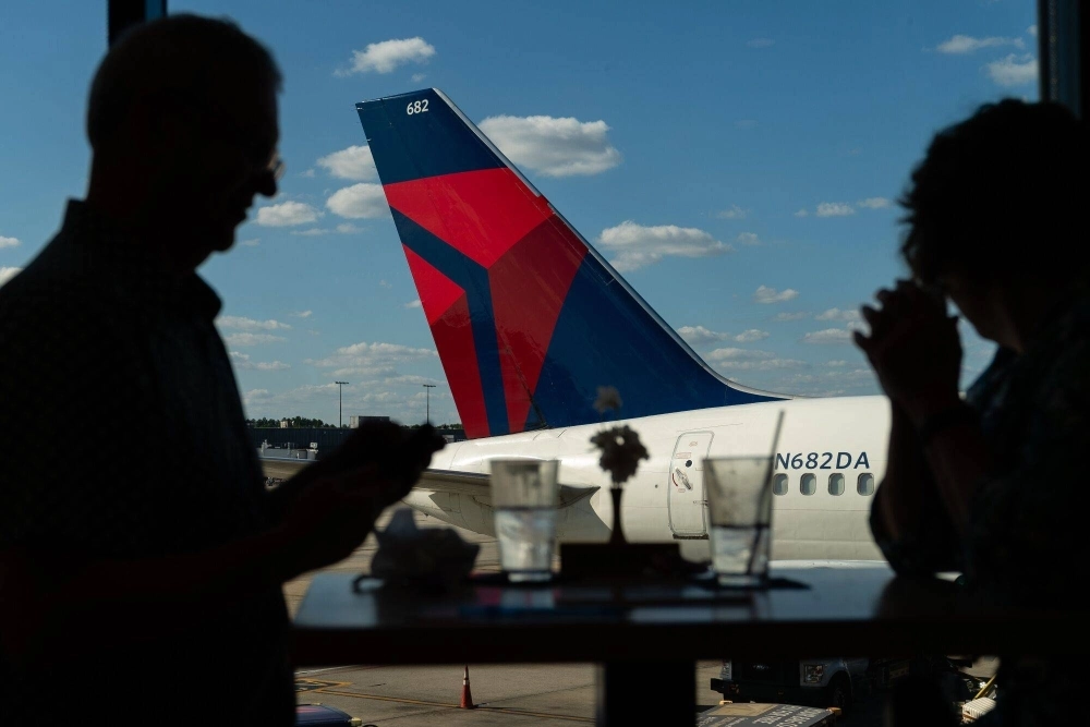 A Delta spokesperson said the "small number” of engines involved account for less than 1% of the more than 2,100 power plants on its mainline fleet. A Delta spokesperson said the "small number” of engines involved account for less than 1% of the more than 2,100 power plants on its mainline fleet.