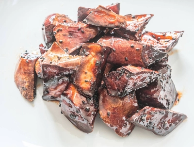 This sweet and salty dish owes much to both early modern merchants and 20th century Tokyo University students. This sweet and salty dish owes much to both early modern merchants and 20th century Tokyo University students.