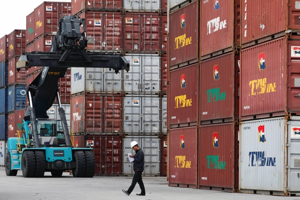 Despite shifts in the global economy and trade, the world remains highly integrated and globalization is far from over. Despite shifts in the global economy and trade, the world remains highly integrated and globalization is far from over.