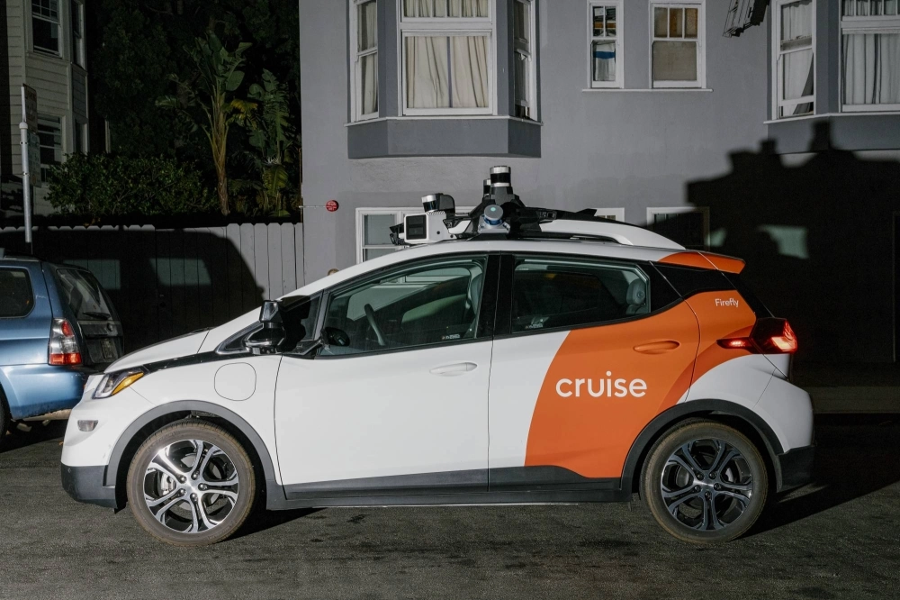 A Cruise driverless car operating in San Francisco. On Tuesday, California regulators ordered Cruise, a General Motors subsidiary, to stop its driverless taxi service in San Francisco after a series of traffic incidents. A Cruise driverless car operating in San Francisco. On Tuesday, California regulators ordered Cruise, a General Motors subsidiary, to stop its driverless taxi service in San Francisco after a series of traffic incidents.