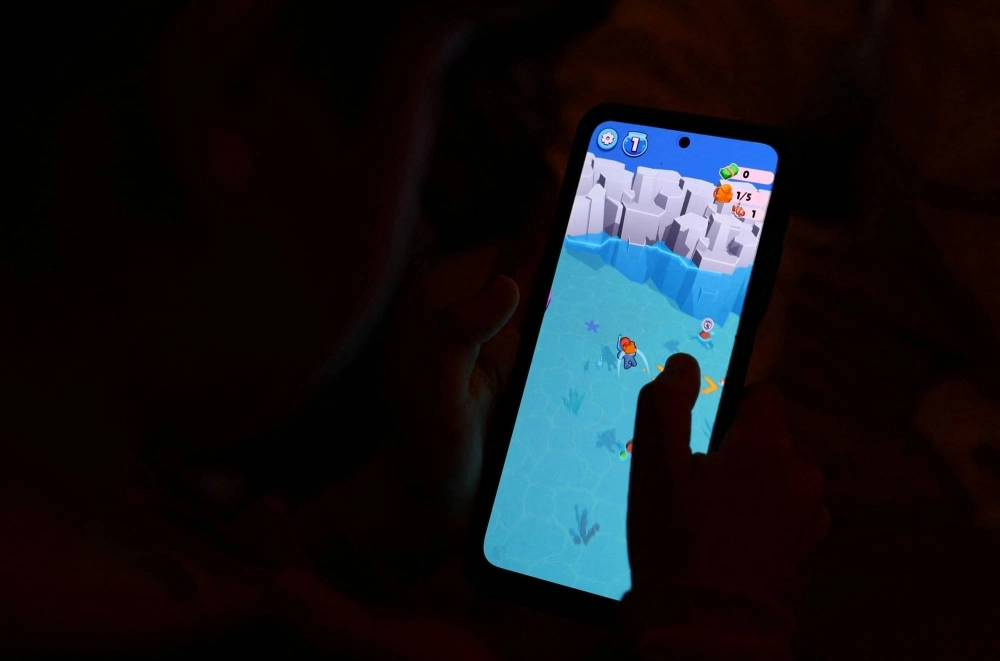 A graphic pro-Israel advert was displayed within mobile phone video games in Britain, France, Austria, Germany and Holland. A graphic pro-Israel advert was displayed within mobile phone video games in Britain, France, Austria, Germany and Holland.