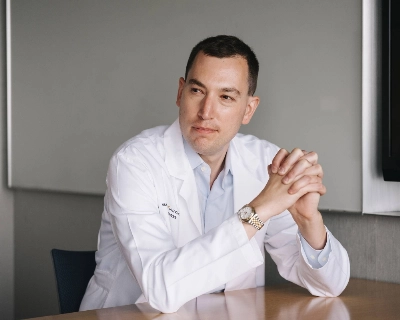 Jesse Ehrenfeld, the board chairman of the American Medical Association, in Chicago in 2019. The F.D.A. has approved many new programs that use artificial intelligence, but doctors are skeptical that the tools really improve care or are backed by solid research.  Jesse Ehrenfeld, the board chairman of the American Medical Association, in Chicago in 2019. The F.D.A. has approved many new programs that use artificial intelligence, but doctors are skeptical that the tools really improve care or are backed by solid research.