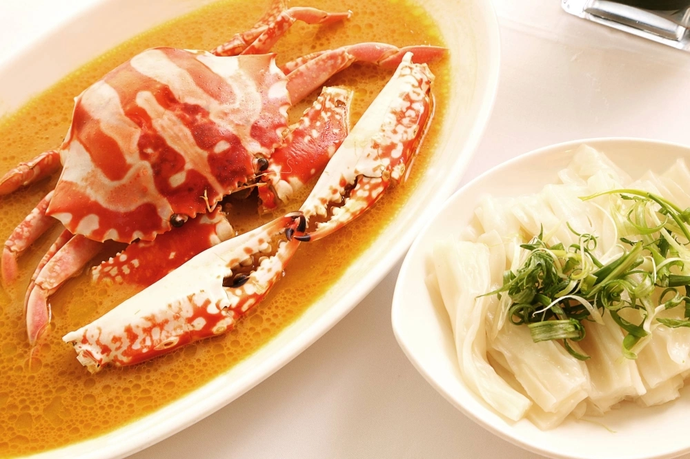 The Chairman's steamed flower crab with aged Shaoxing wine and chicken oil The Chairman's steamed flower crab with aged Shaoxing wine and chicken oil
