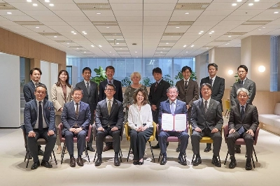 Group photo after an NTT smart city was certified Level 4 Group photo after an NTT smart city was certified Level 4