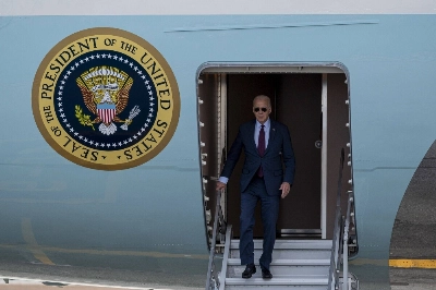 U.S. President Joe Biden arrives at San Francisco International Airport on Tuesday for a bilateral meeting with Chinese leader Xi Jinping on the sidelines of the Asia-Pacific Economic Cooperation (APEC) summit on Wednesday. U.S. President Joe Biden arrives at San Francisco International Airport on Tuesday for a bilateral meeting with Chinese leader Xi Jinping on the sidelines of the Asia-Pacific Economic Cooperation (APEC) summit on Wednesday.