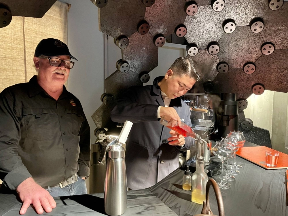 Tasting sessions at Cokuun are held within a large metal sculpture of a dome reminiscent of artist Kenji Yanobe. Tasting sessions at Cokuun are held within a large metal sculpture of a dome reminiscent of artist Kenji Yanobe.