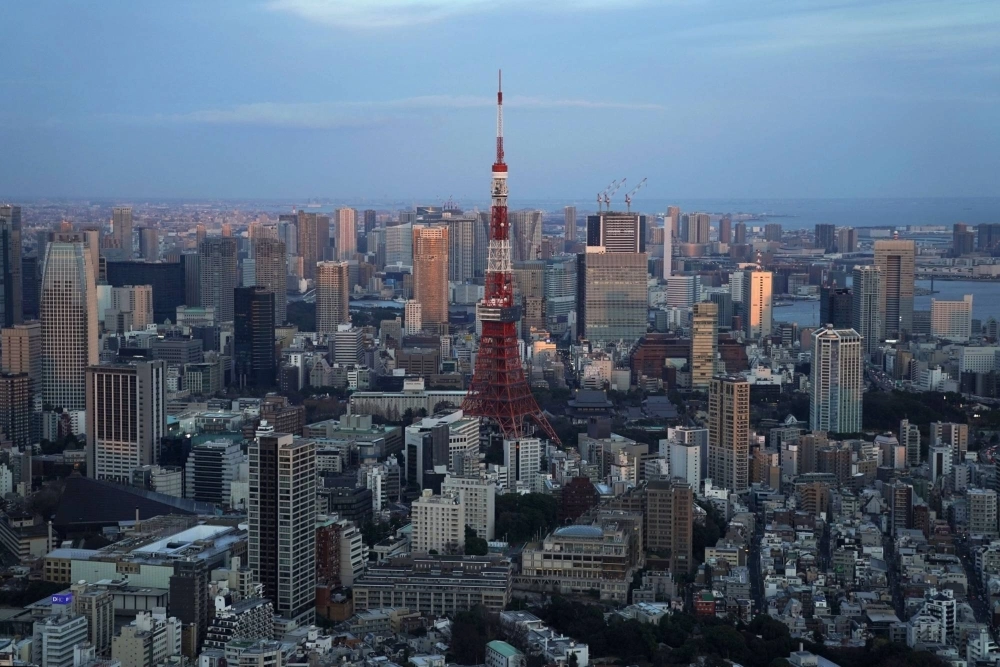 Capital spending on goods excluding software rose 0.3% in the three months through September compared with the previous quarter, possibly serving as an encouraging sign for the Bank of Japan. Capital spending on goods excluding software rose 0.3% in the three months through September compared with the previous quarter, possibly serving as an encouraging sign for the Bank of Japan.