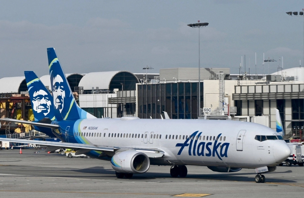 Alaska Airlines has announced that it will buy Hawaiian Airlines for $1.9 billion, consolidating its position as the nation's fifth-largest carrier if it can attain regulatory approval. Alaska Airlines has announced that it will buy Hawaiian Airlines for $1.9 billion, consolidating its position as the nation's fifth-largest carrier if it can attain regulatory approval.