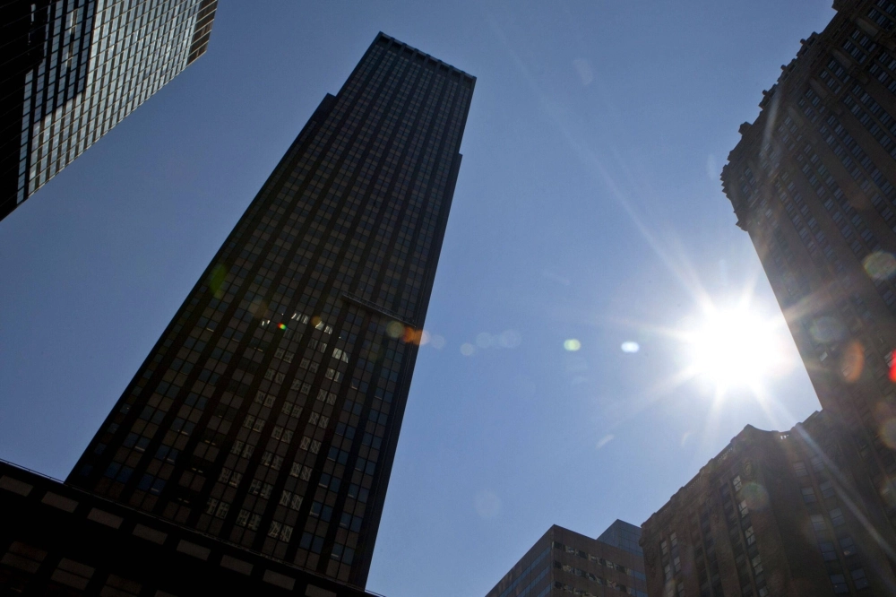 The building at 245 Park Avenue, which housed the headquarters of Bear Stearns in the 1980s, in New York. Mori Trust bought a 49.9% stake in the building from SL Green Realty in June. The building at 245 Park Avenue, which housed the headquarters of Bear Stearns in the 1980s, in New York. Mori Trust bought a 49.9% stake in the building from SL Green Realty in June.