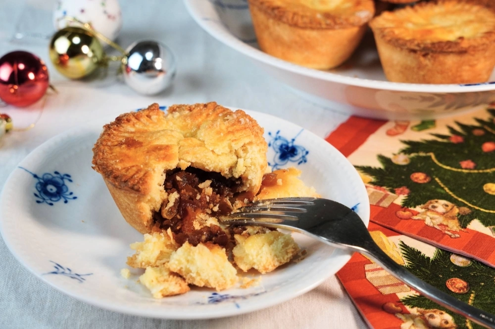 What's in a mince pie? Does it really matter if the end result is a delicious Christmas treat? What's in a mince pie? Does it really matter if the end result is a delicious Christmas treat?