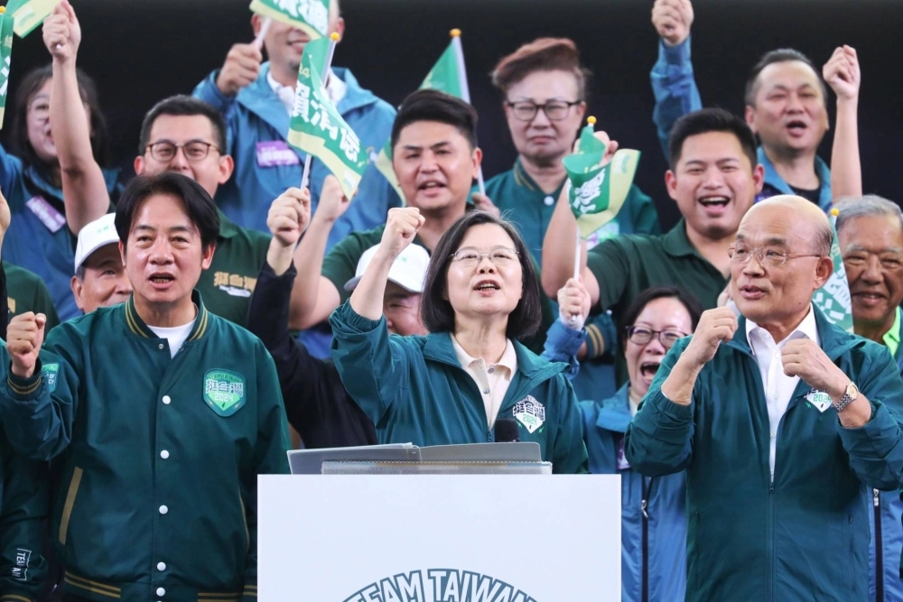 Taiwan's president, Tsai Ing-wen, leads a political rally in New Taipei City, Taiwan, on Nov. 4. Taiwan's president, Tsai Ing-wen, leads a political rally in New Taipei City, Taiwan, on Nov. 4.