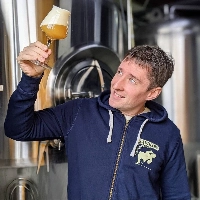 At Be Easy Brewing, Gareth Burns drew on his experience living in Japan from the age of 18 to create Debbie’s Pale Ale, a punchy beverage named after Burns’ mother. | COURTESY OF BE EASY BREWING