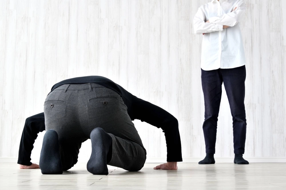 The “dogeza” position is used for the sincerest of apologies and it was deployed by the man who mistakenly ruined an attempt at a Guinness world record on live television. The “dogeza” position is used for the sincerest of apologies and it was deployed by the man who mistakenly ruined an attempt at a Guinness world record on live television.