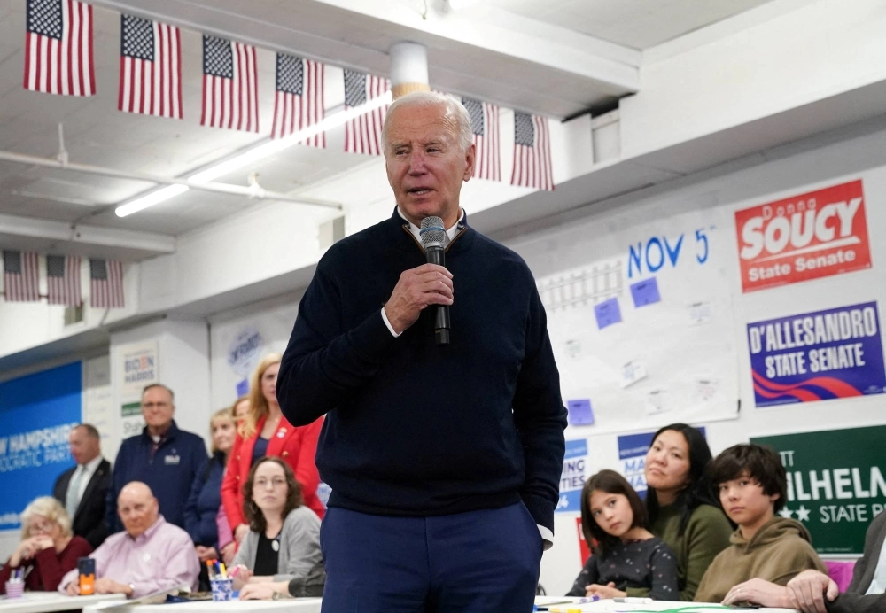 While Donald Trump and Joe Biden are both highly unpopular, key economic indicators and recent polls suggest that Biden should be worried about the coming election. While Donald Trump and Joe Biden are both highly unpopular, key economic indicators and recent polls suggest that Biden should be worried about the coming election.